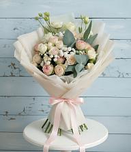 Букет цветов из:  Розы и Лизиантусы в Октябрьский Волгоградской области