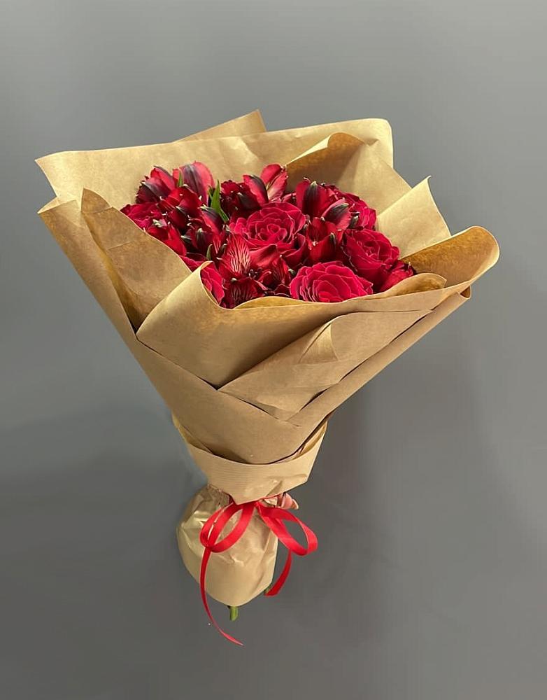 Букет цветов из: Альстромерии и Розы в Октябрьский Волгоградской области