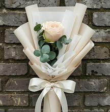 Букет цветов из:  Розы в Октябрьский Волгоградской области