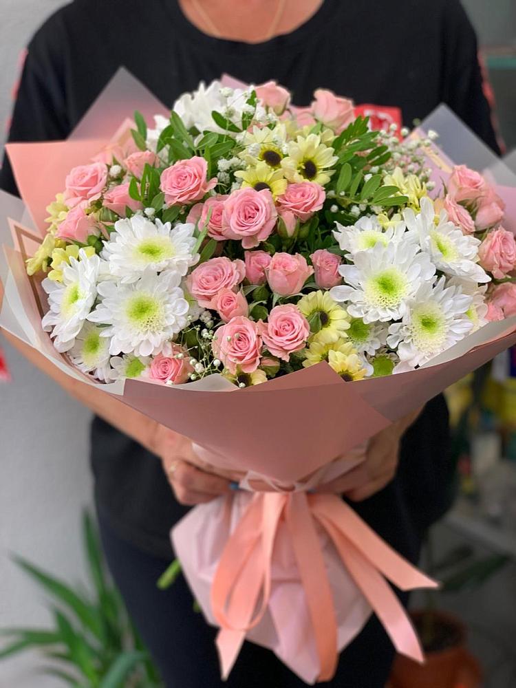 Букет цветов из: Розы и Хризантемы в Октябрьский Волгоградской области