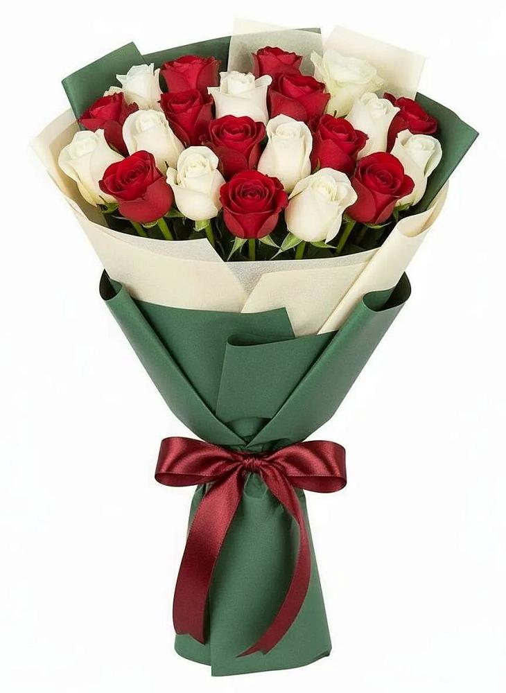 Букет Микс из красных и белых роз в Октябрьский Волгоградской области