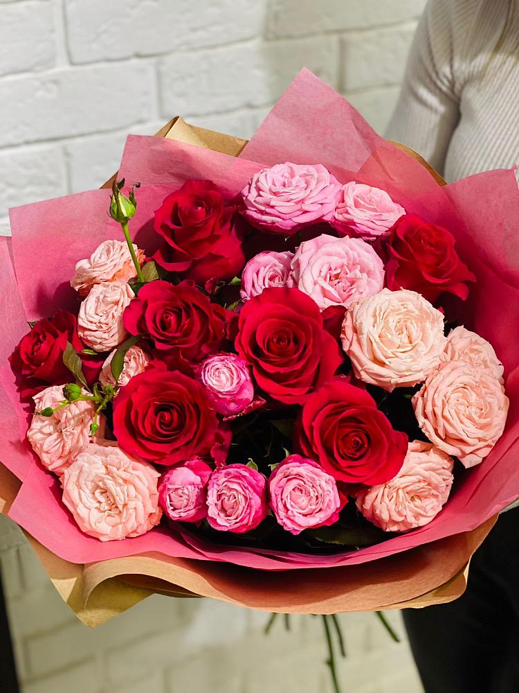 Букет цветов из: Розы в Октябрьский Волгоградской области