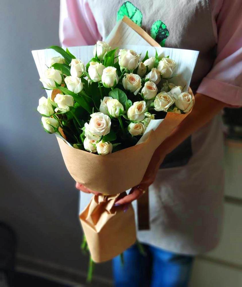 Букет цветов из: Розы в Октябрьский Волгоградской области