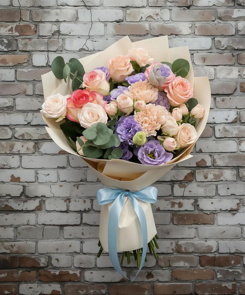 Букет цветов из: Розы, Лизиантусы и Гвоздики в Октябрьский Волгоградской области