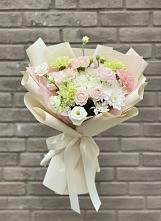Букет цветов из:  Гвоздики, Розы, Лизиантусы и Хризантемы #REPLACE_PRED# Октябрьский Волгоградской области