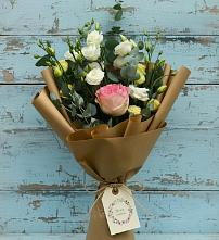 Букет цветов из:  Розы и Лизиантусы в Октябрьский Волгоградской области