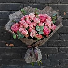Букет цветов из:  Розы в Октябрьский Волгоградской области