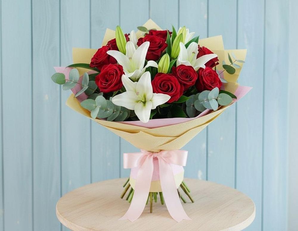 Букет цветов из: Лилии и Розы в Октябрьский Волгоградской области